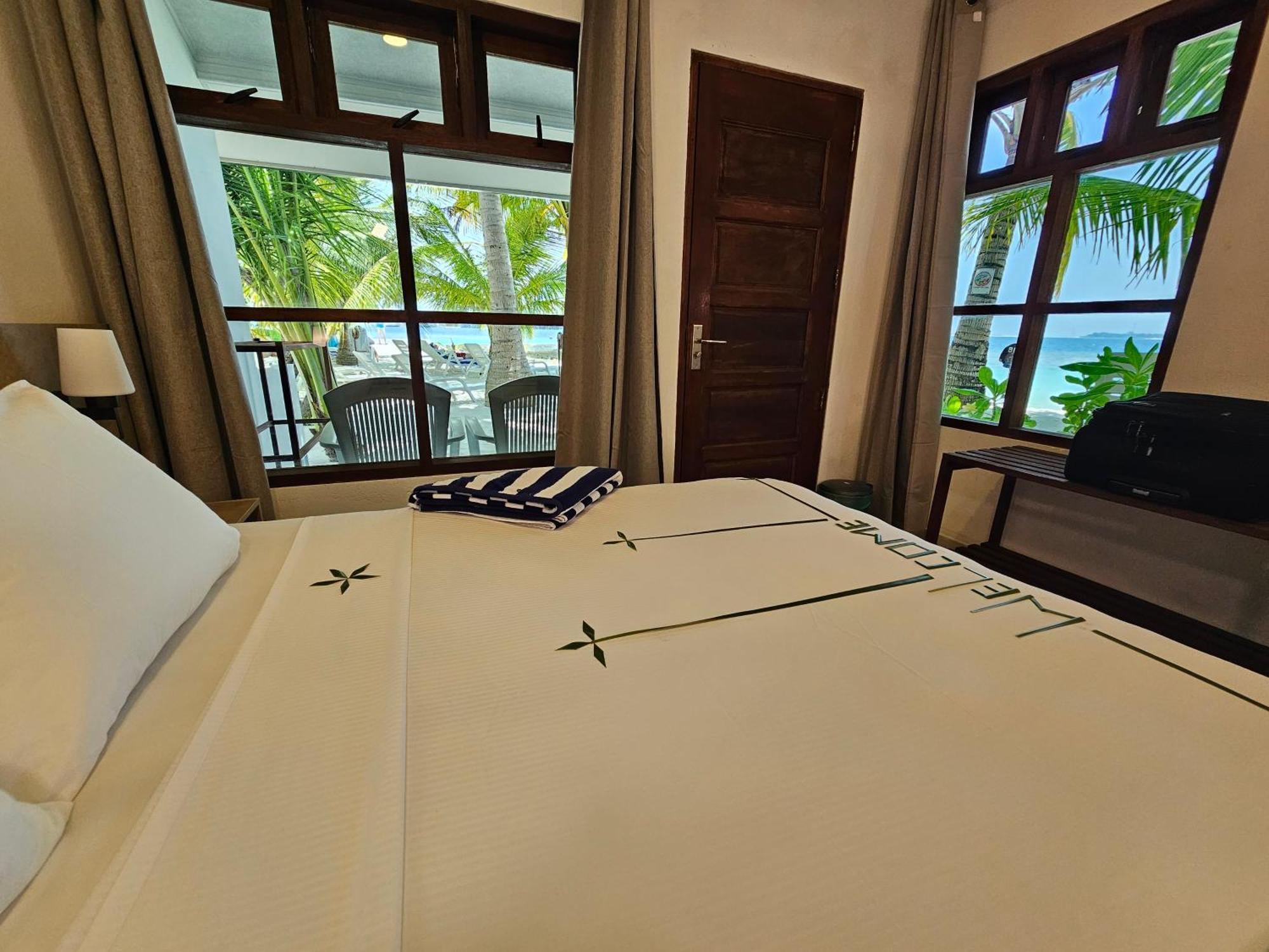 Lagoon View Maldives 4*