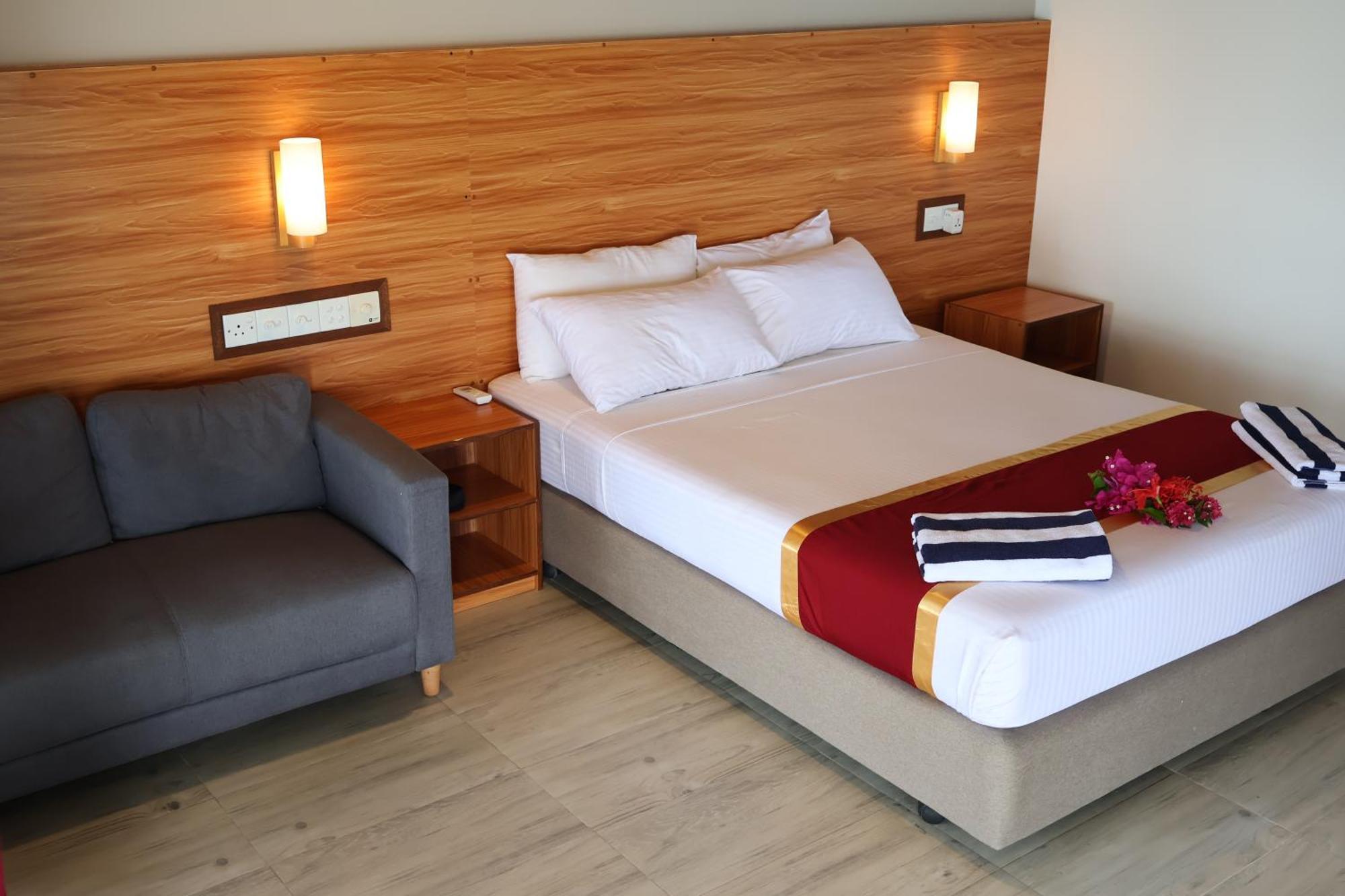Гостевой дом Lagoon View Maldives 4*