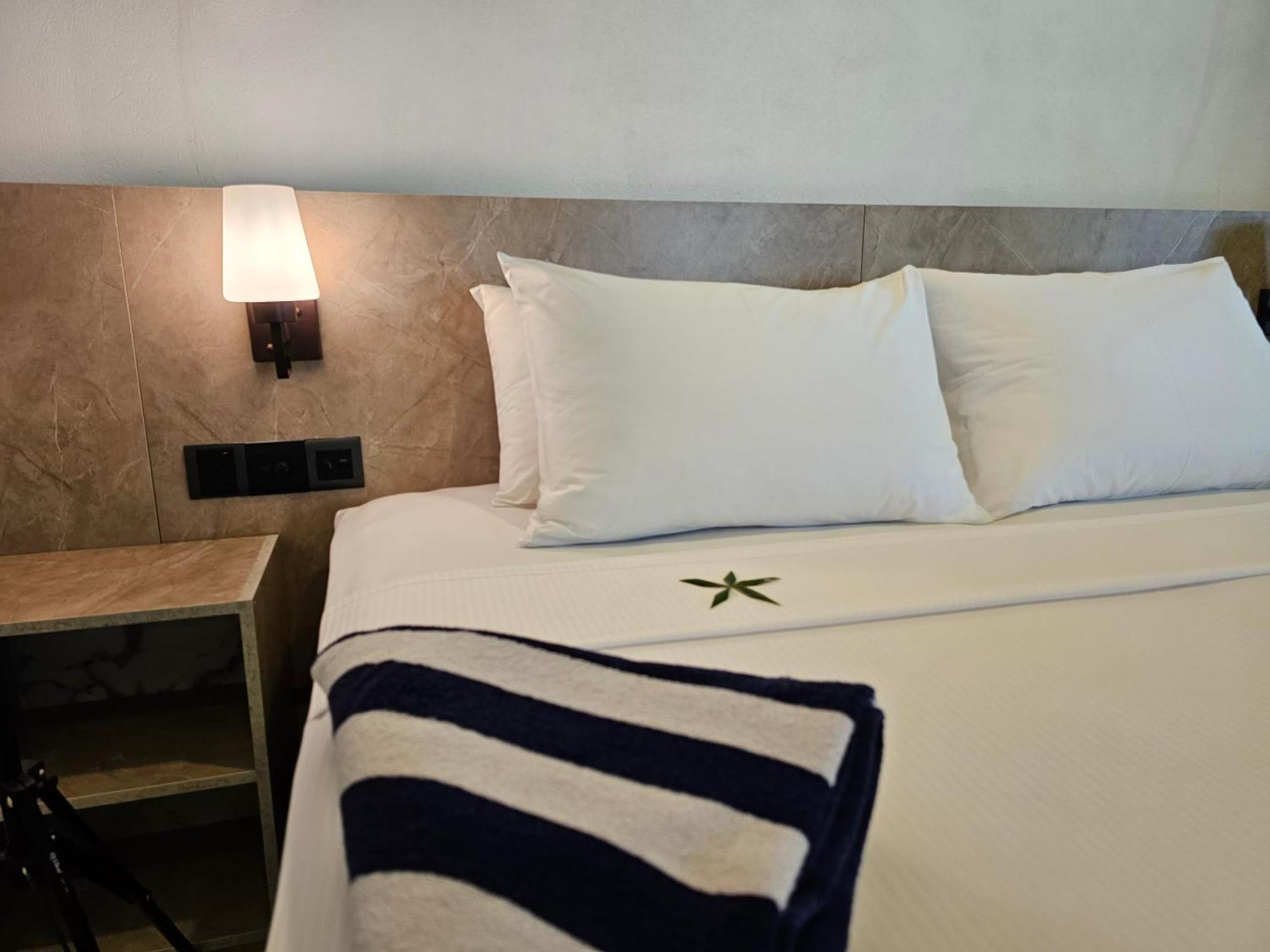 Lagoon View Maldives Гостевой дом 4*